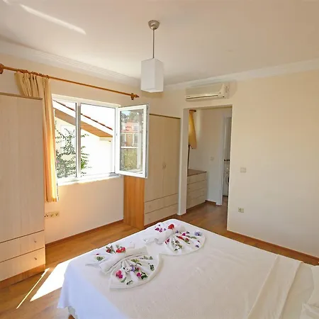 Oasis Lettings A20 Villa